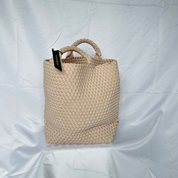 Naghedi Handbags - Naghedi woven shopper bag with pouch